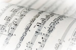 Mozart Epilepsie DE song 7058726 Bild von Ri Butov auf Pixabay