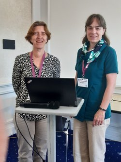 Simone Fuchs und Henrike Staab