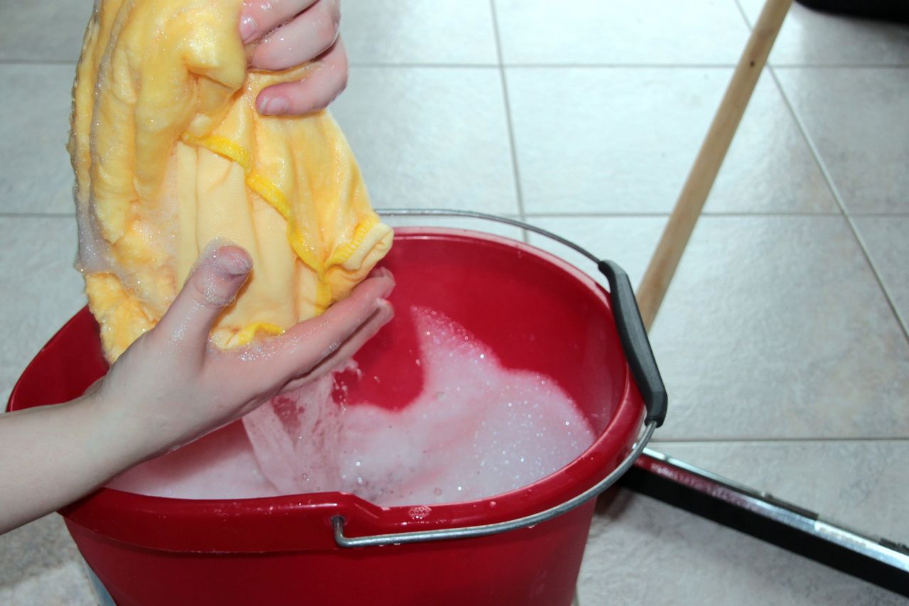 9 Wohnen putz bucket 1290940 pixabay
